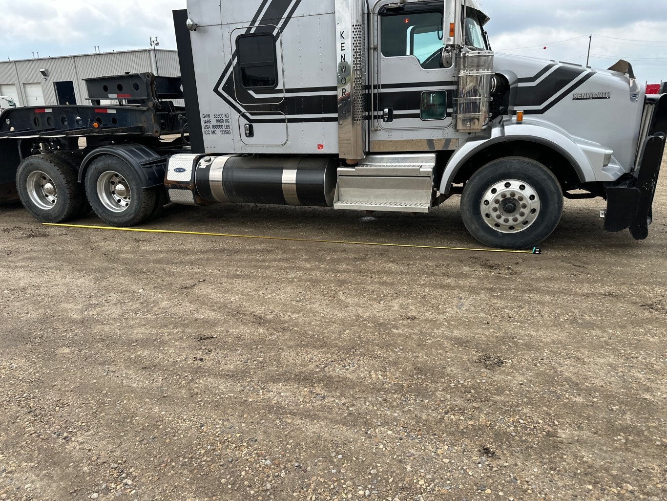 2019 Kenworth T800 Sleeper Truck Tandem 6x4 8997 JA