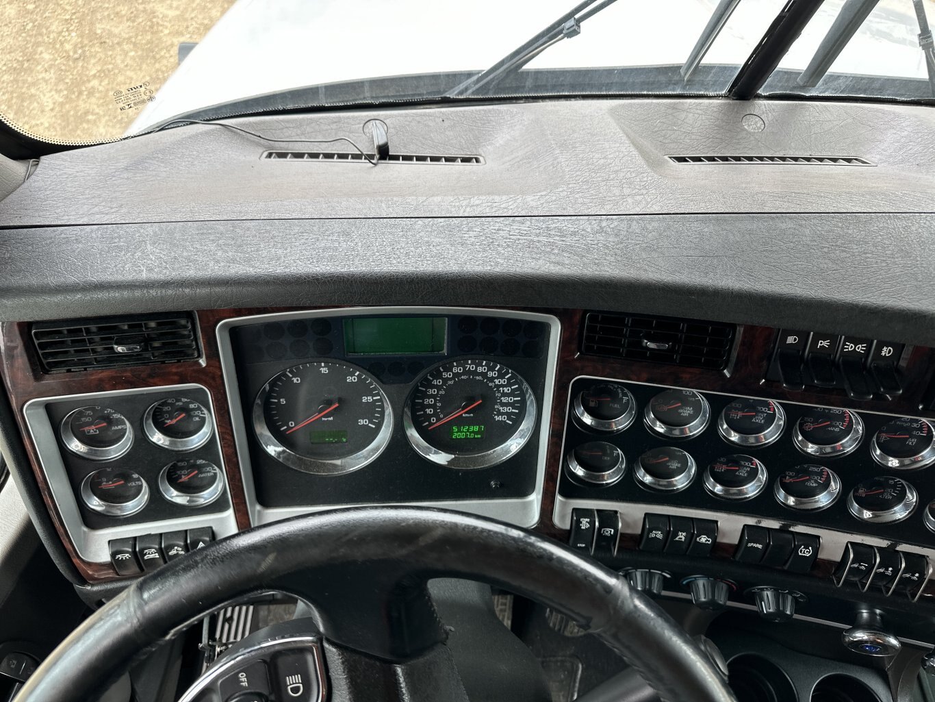 2019 Kenworth T800 Sleeper Truck Tandem 6x4 8997 JA