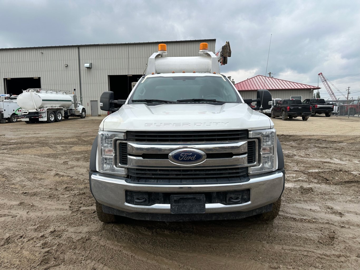 2018 Ford F550 XLT Service Truck 8999 JA