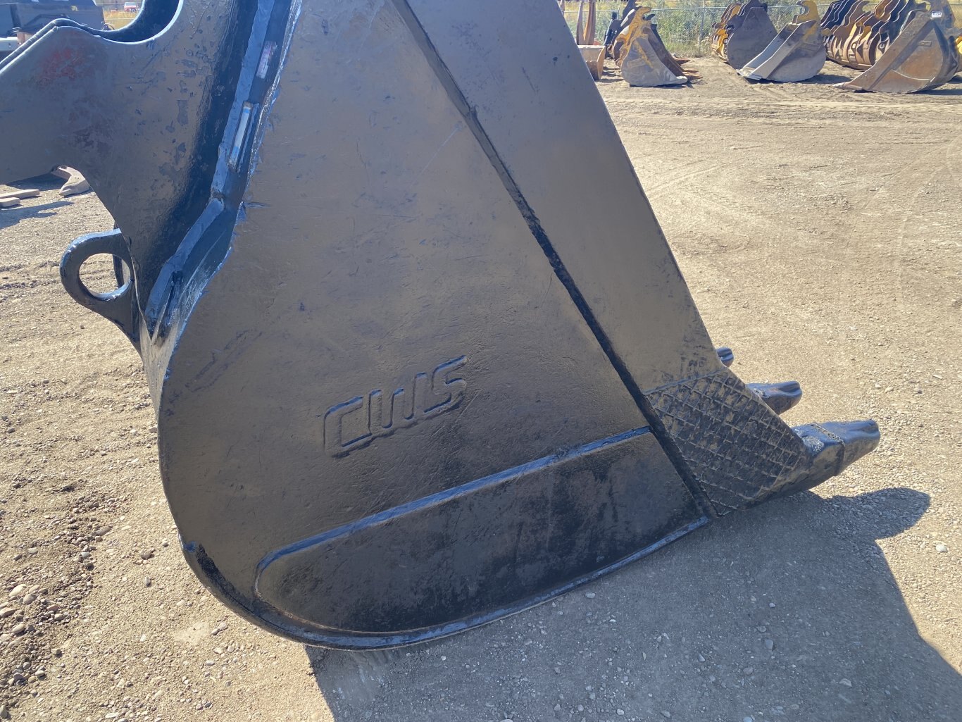 400 Series Dig Bucket 53 Inches CWS 9003 BP