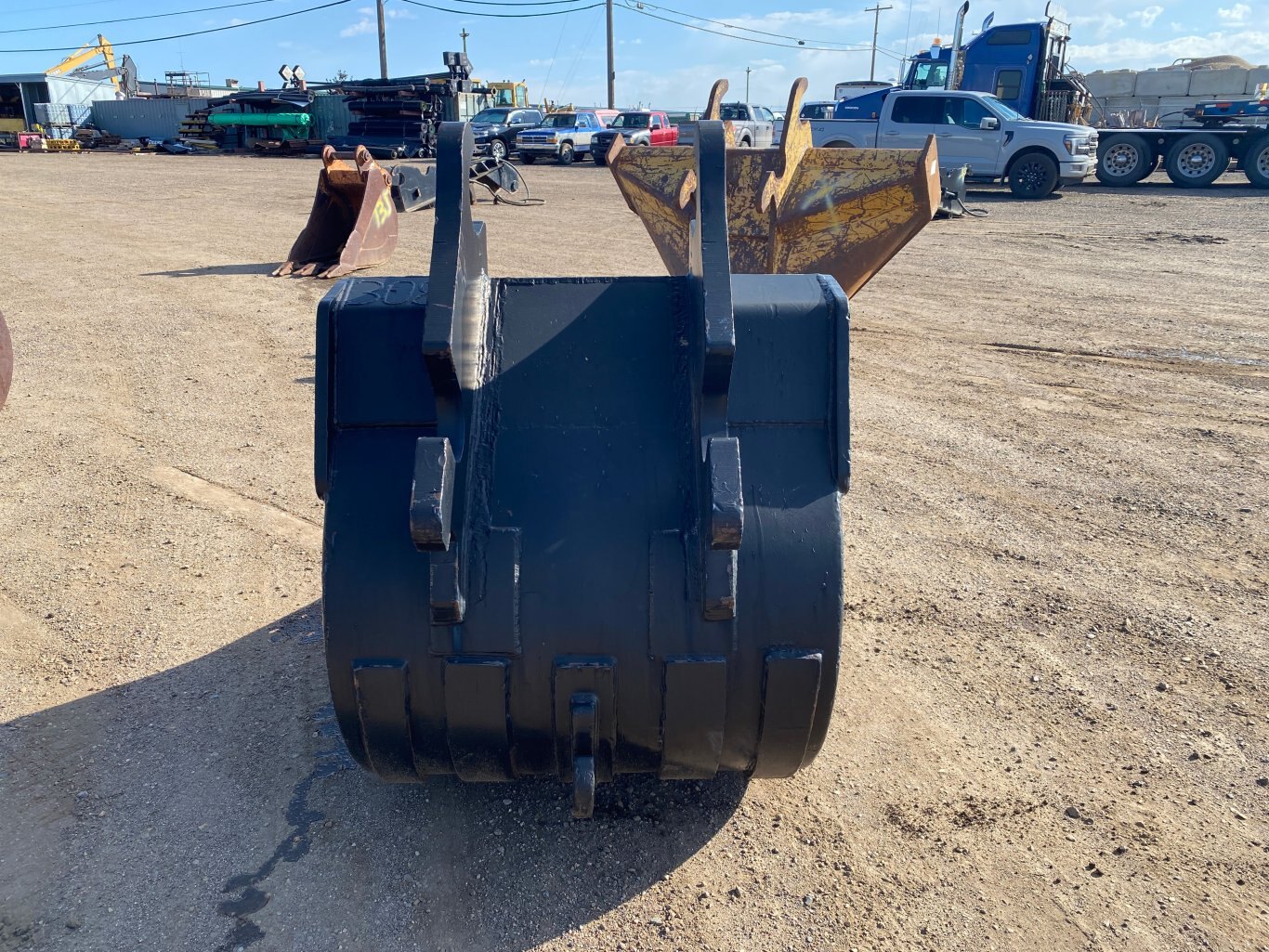 Unknown Lugging Bucket 42 Excavator Dig Bucket 9005 BP