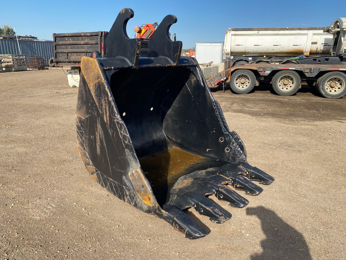 400 Series Dig Bucket 60 9009 BP