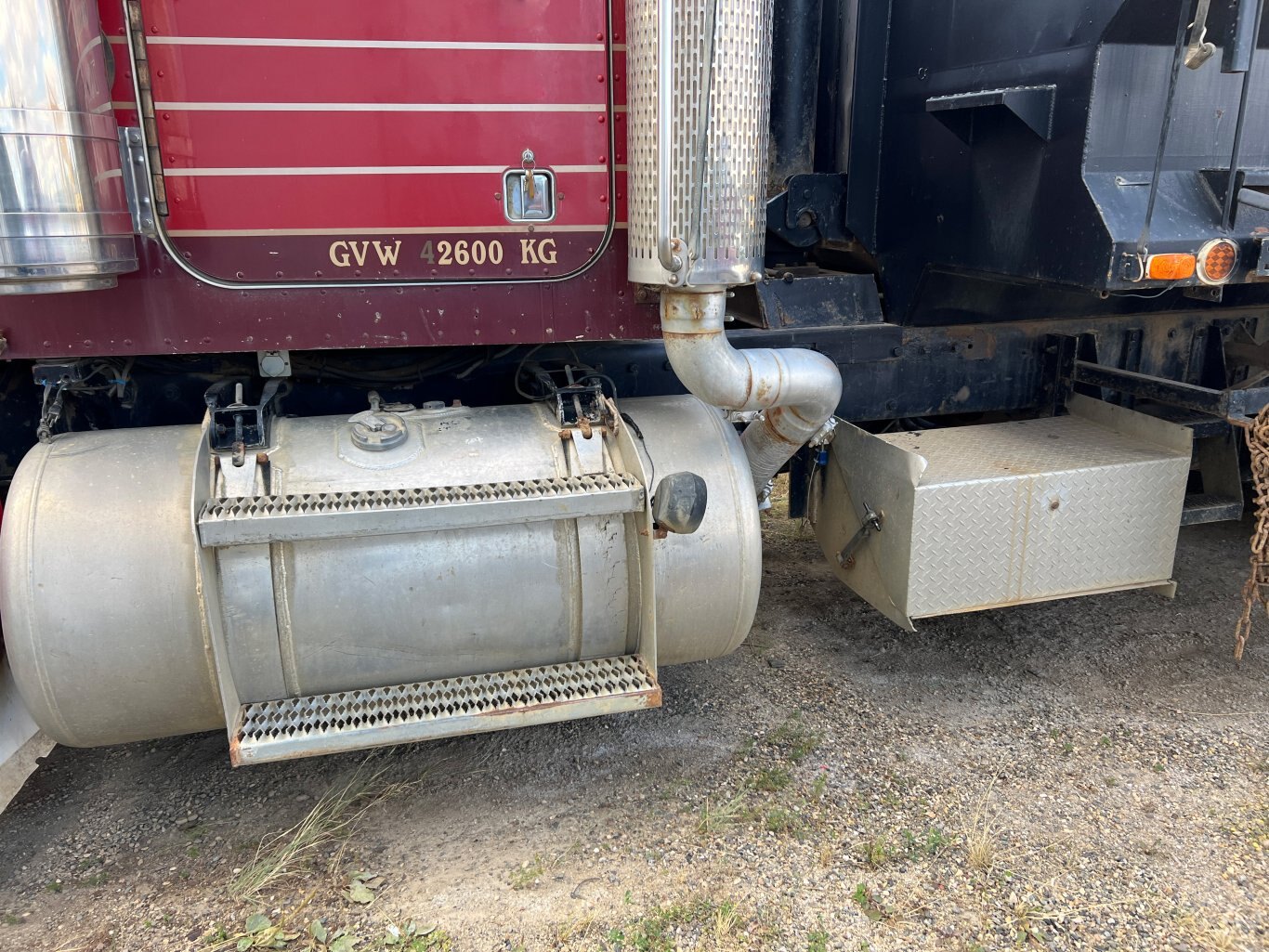 1989 Peterbilt 378 Tandem Gravel Truck 9030 JF