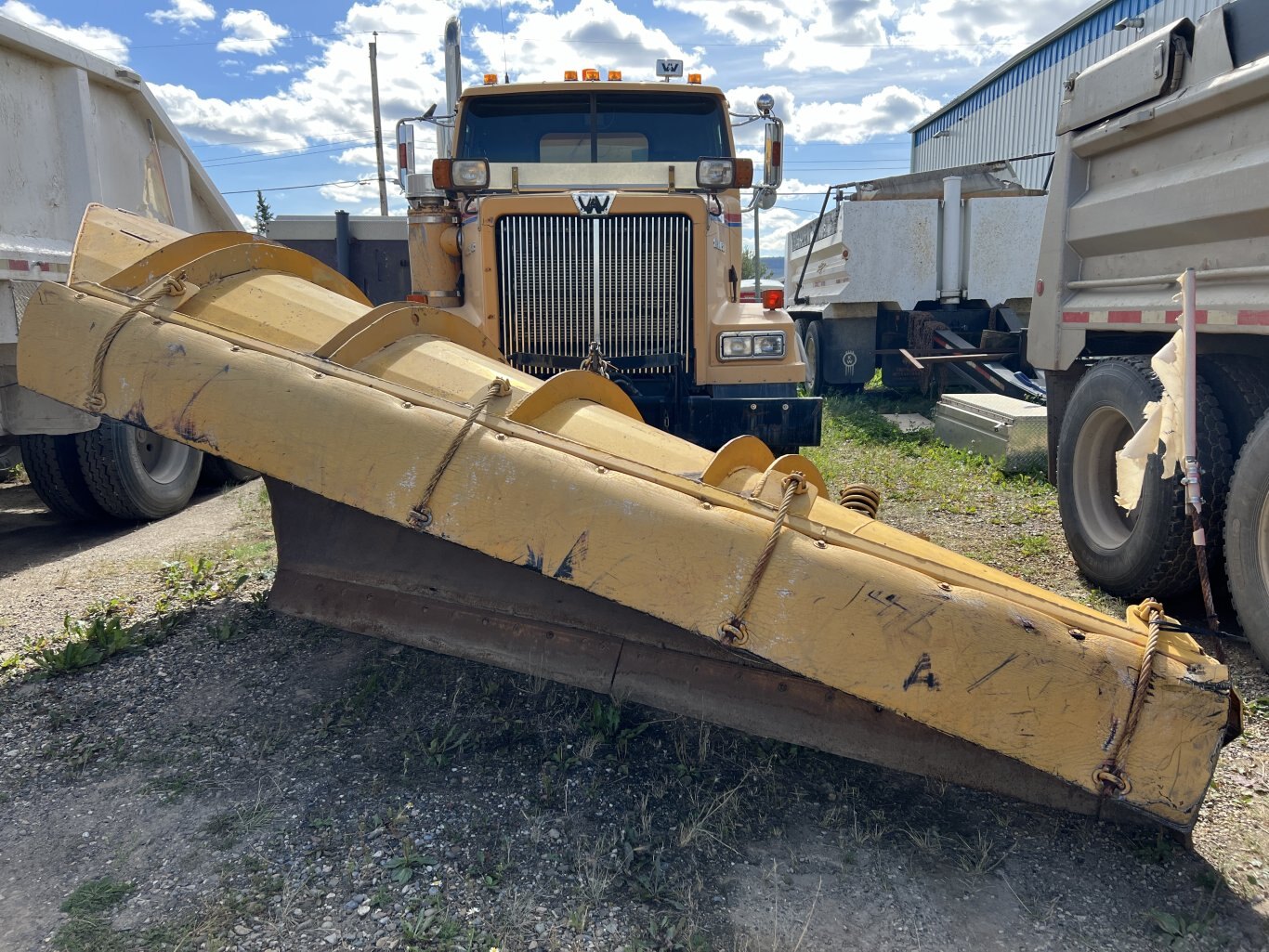 2000 Western Star Tandem Plow Sanding Gravel Truck 9031 JF