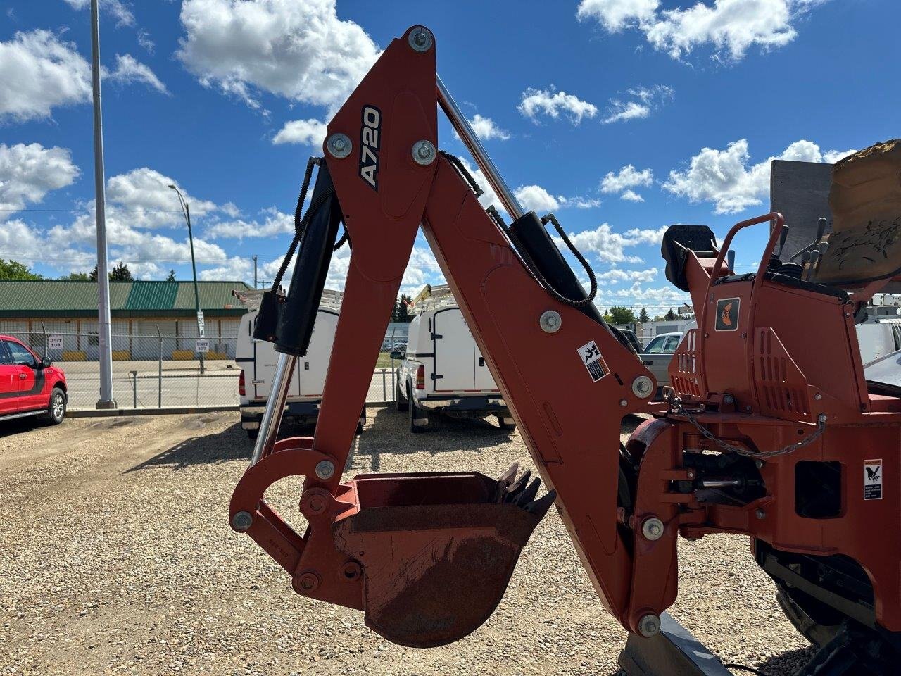 2006 Ditch Witch RT75 Ride On Trencher with Stinger and Backhoe 8684 JA