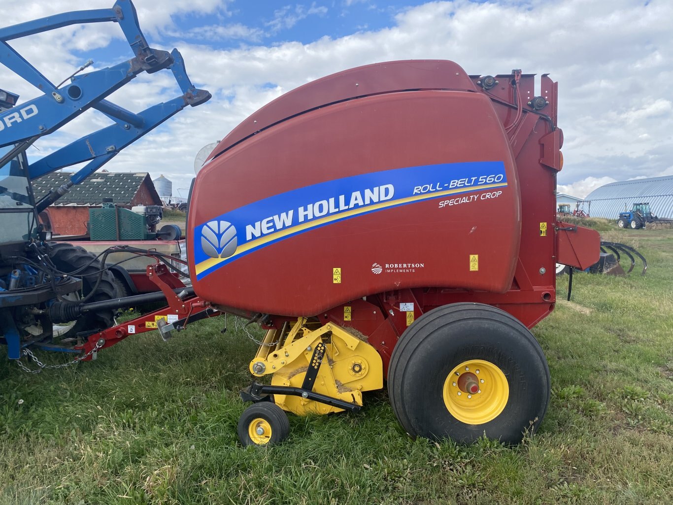 2018 New Holland Roll Belt 560RB Round Baler 9036 AS