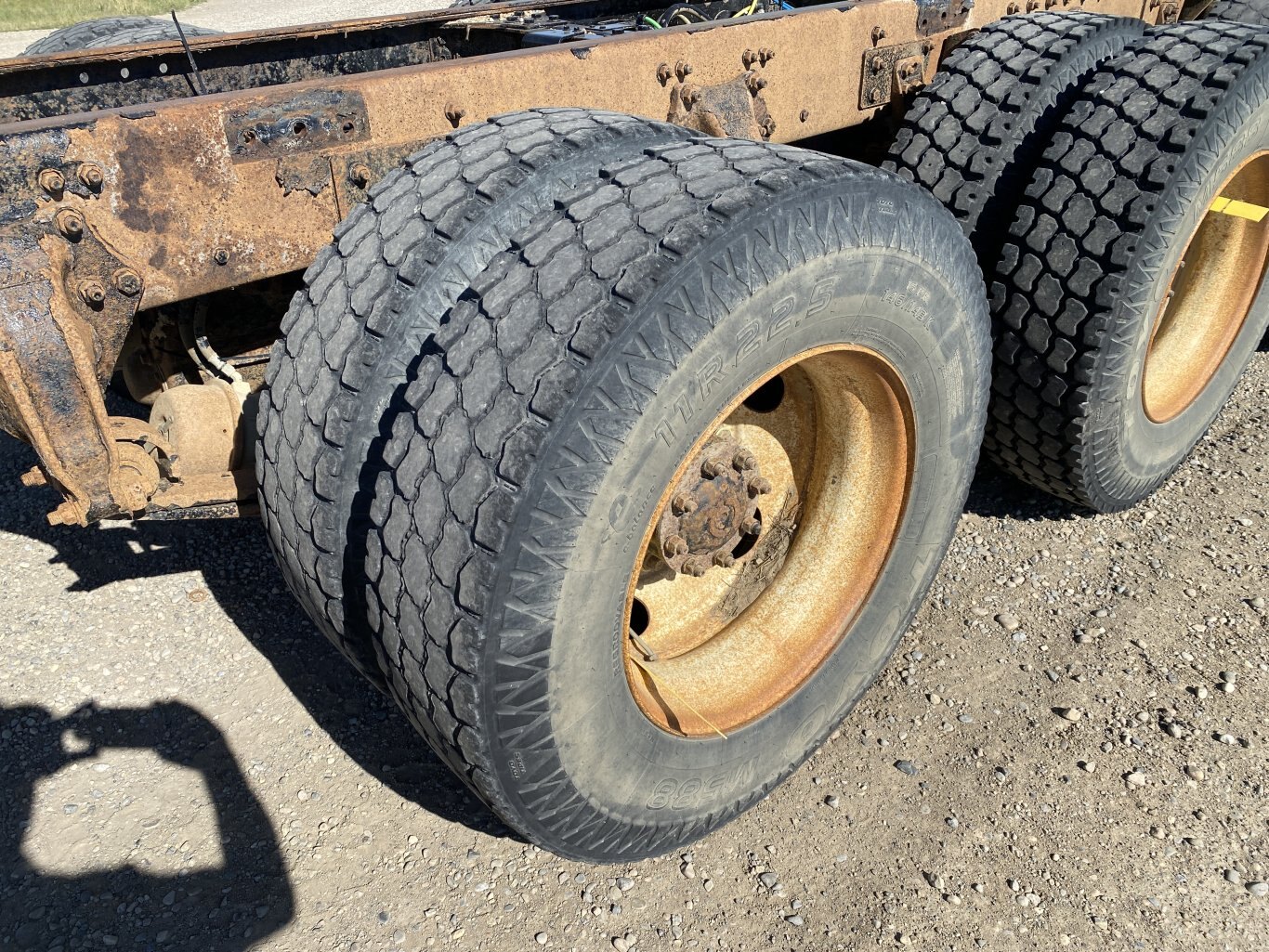 2007 Sterling L9500 Day Cab Triaxle Truck 9044 BP