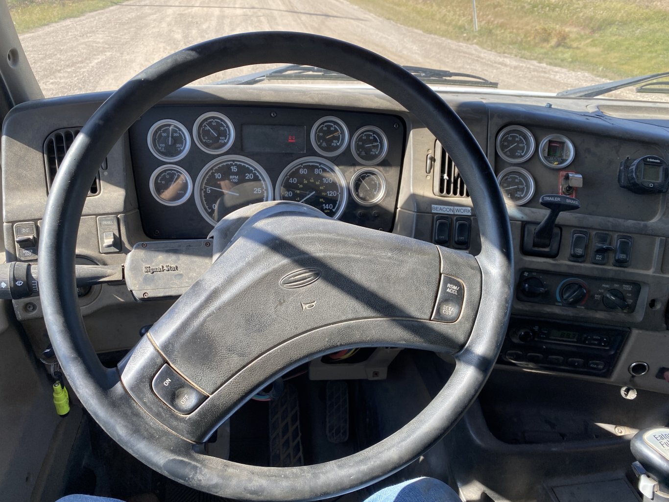 2007 Sterling L9500 Day Cab Triaxle Truck 9044 BP