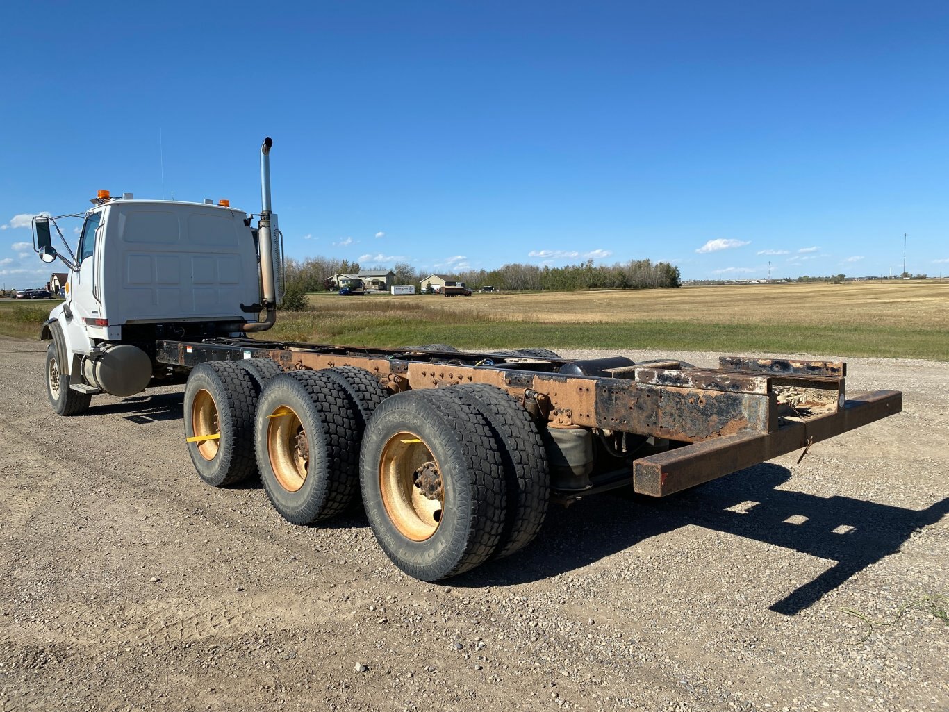 2007 Sterling L9500 Day Cab Triaxle Truck 9044 BP