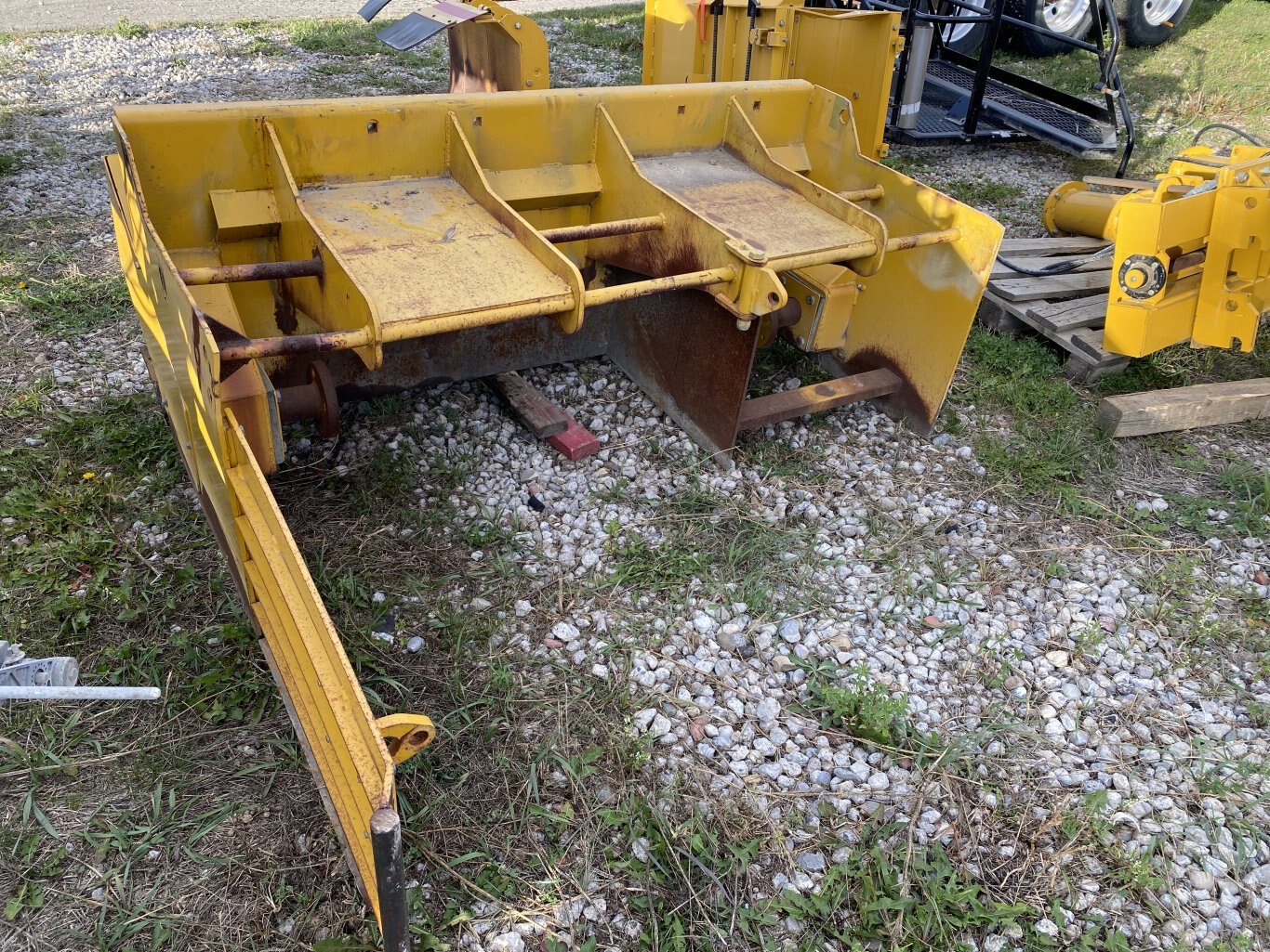 2013 Gomaco GT 3200 Slipform Paver Curb Machine Gutter Machine #9067 BP