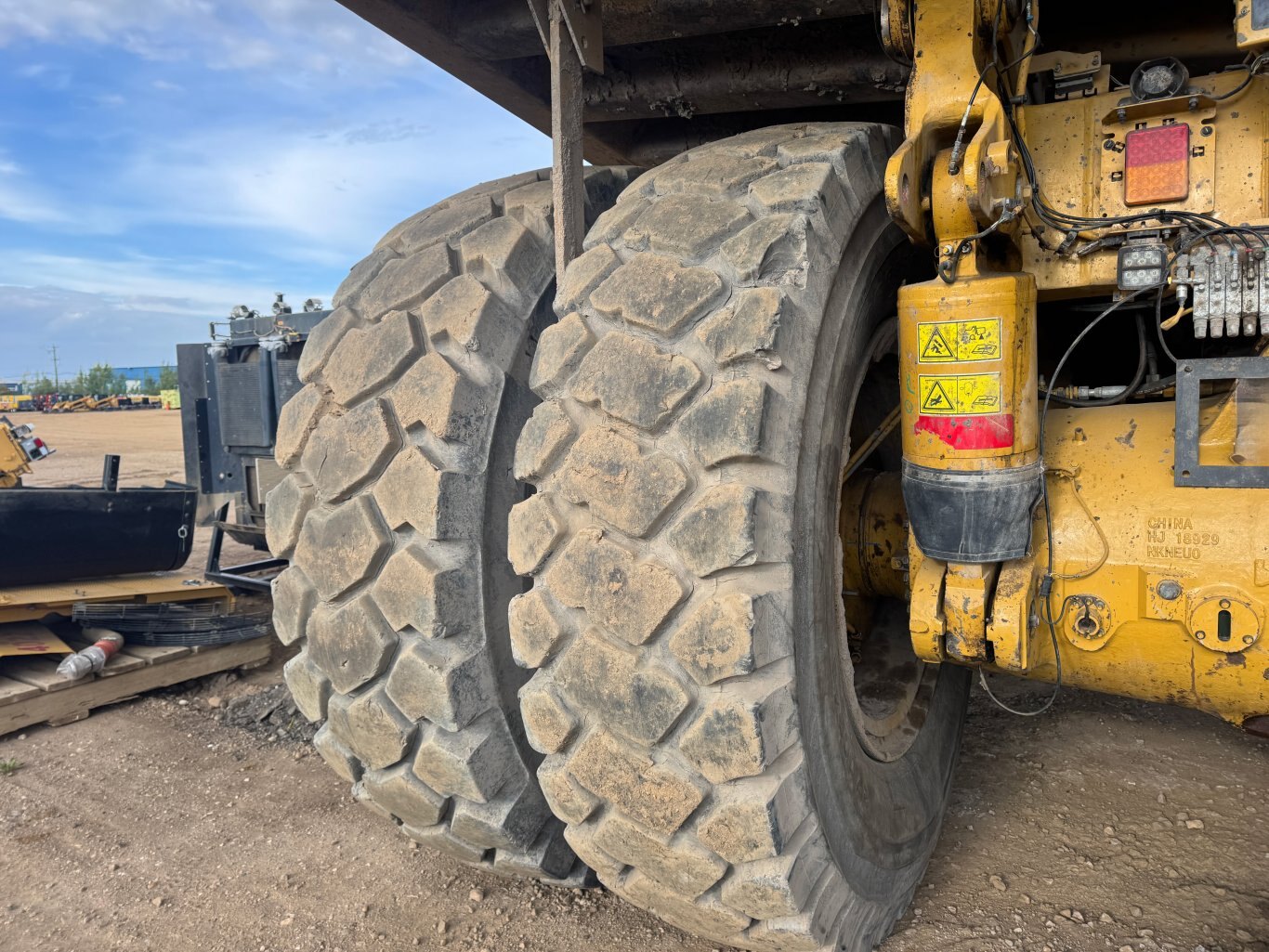 2018 CAT 777G Haul Truck 9061 JP