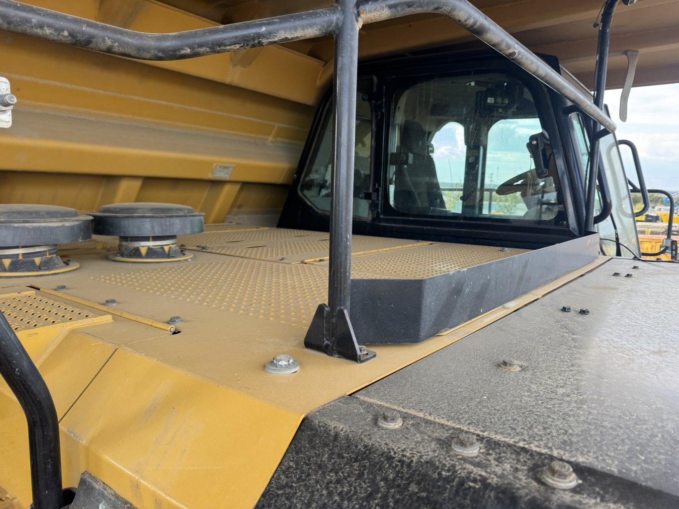 2018 CAT 777G Haul Truck 9061 JP