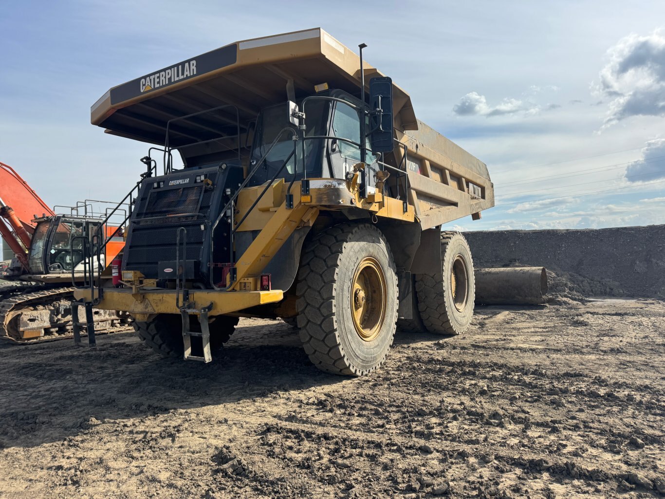 2011 CAT 777F Haul Truck 9058 JP