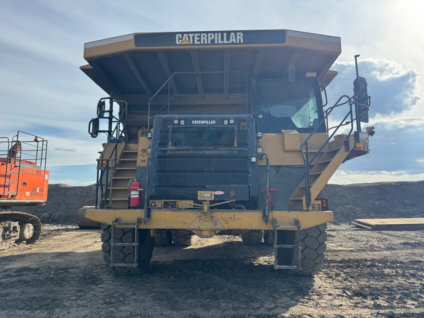 2011 CAT 777F Haul Truck 9058 JP