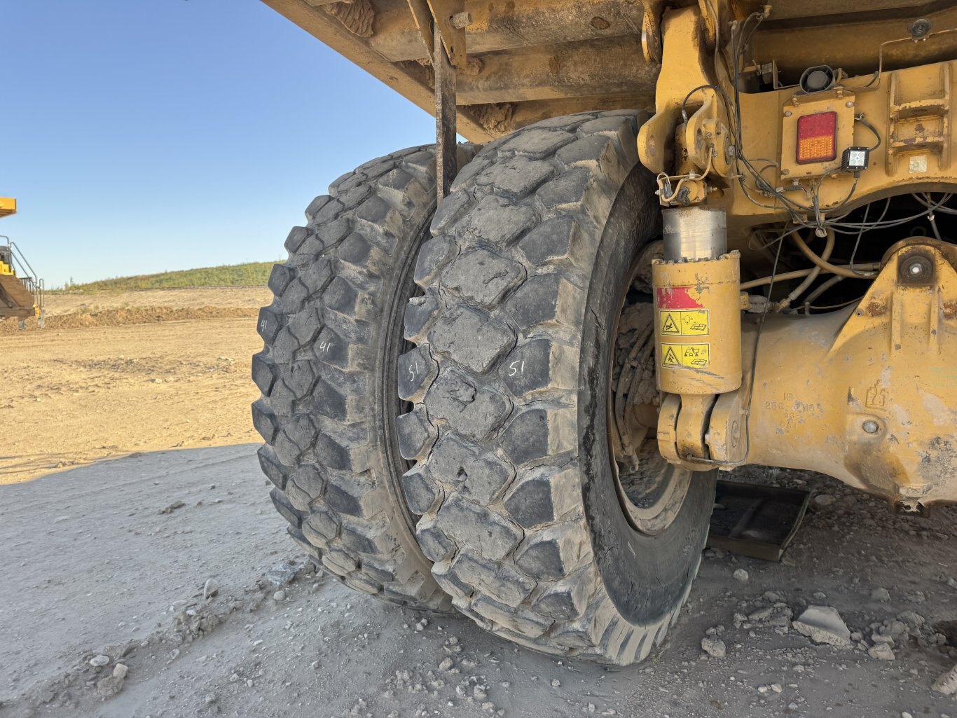 2010 CAT 777F Haul Truck 9056 JP