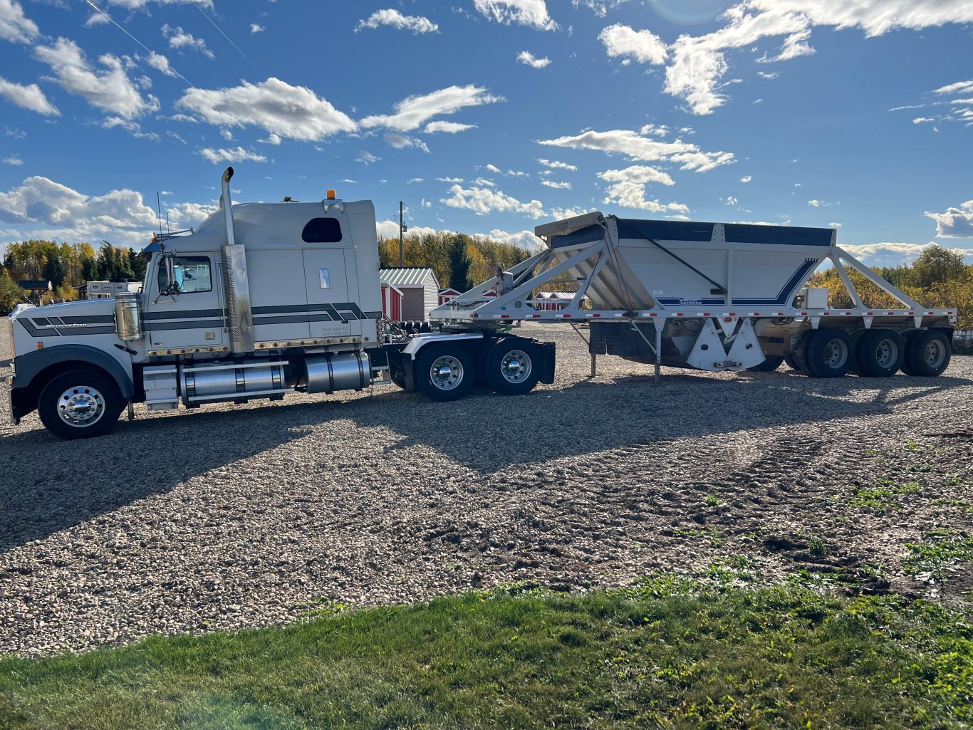 2006 Castleton 39ft Cross Clam Triaxle Belly Dump Trailer 9070 JF