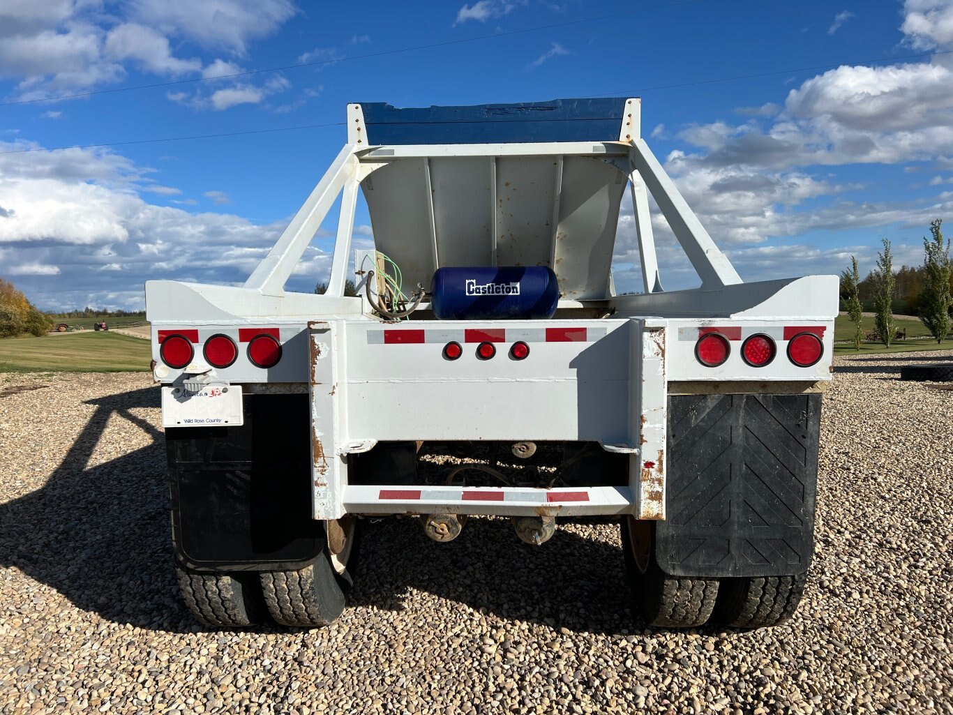 2006 Castleton 39ft Cross Clam Triaxle Belly Dump Trailer 9070 JF