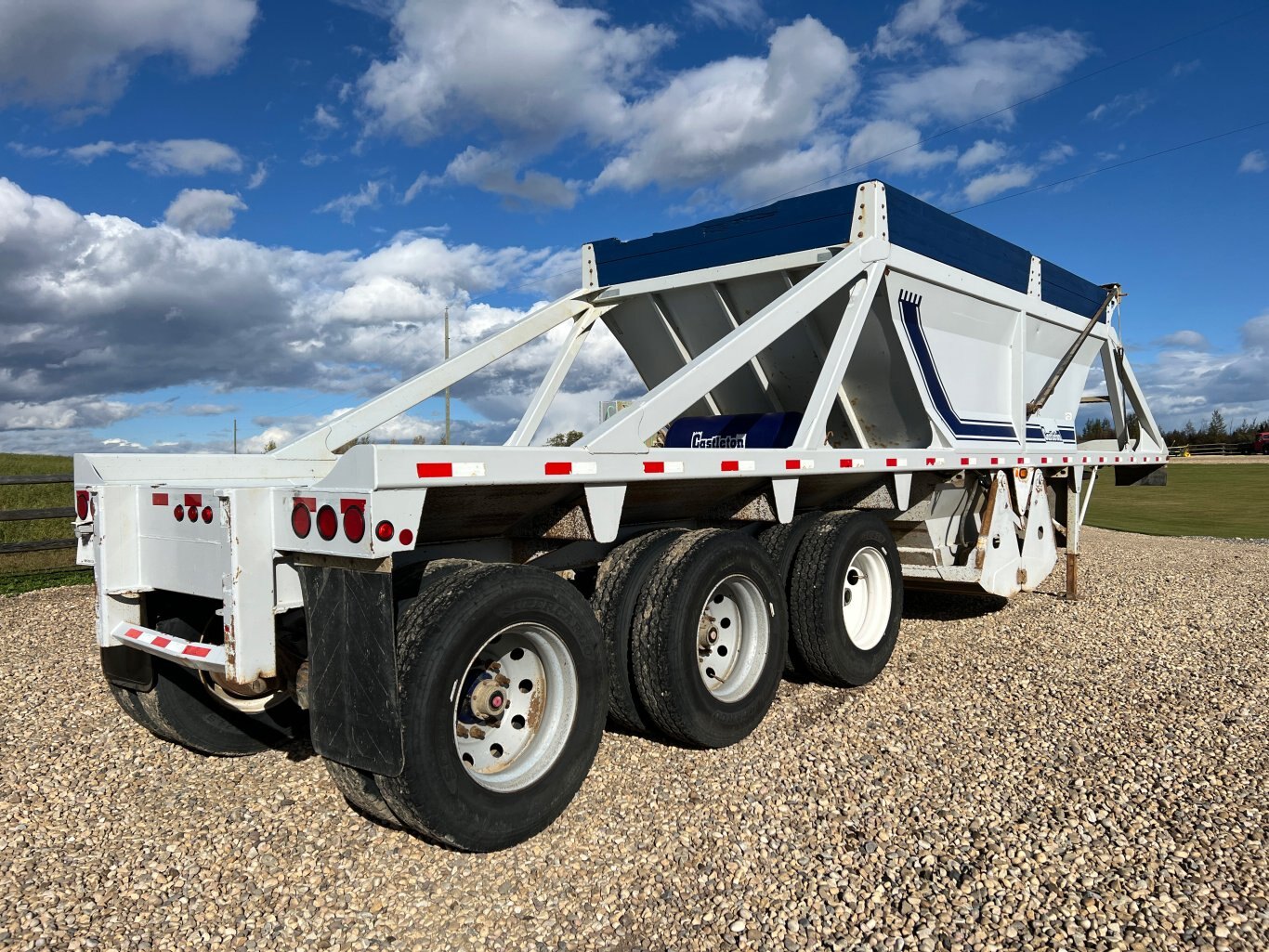 2006 Castleton 39ft Cross Clam Triaxle Belly Dump Trailer 9070 JF