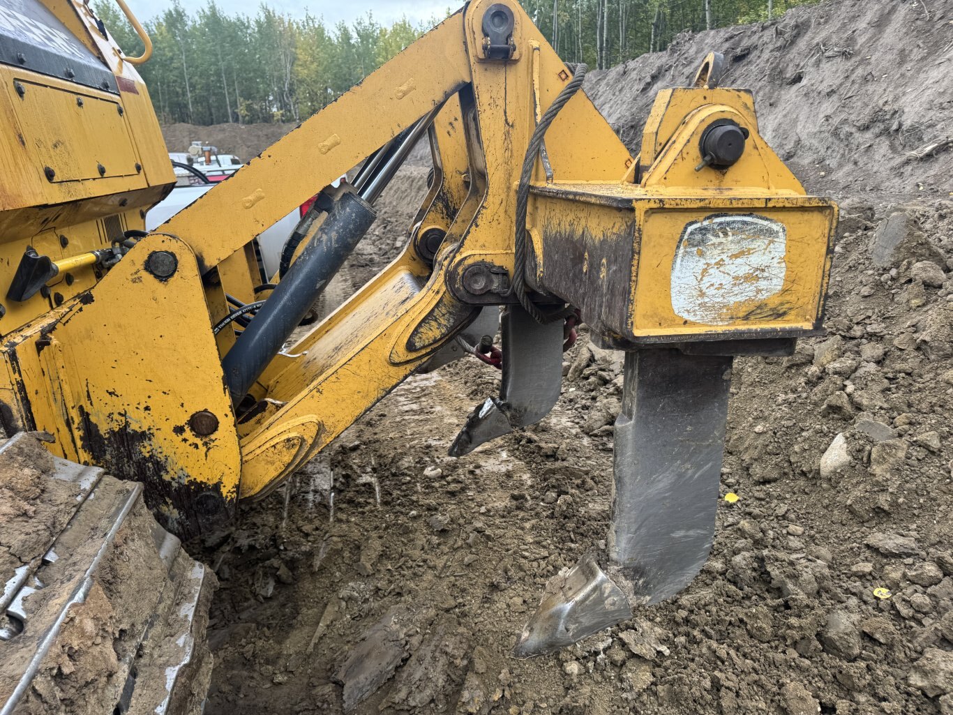 2013 Deere 850J LGP Dozer with Multishank Ripper 9085 BP