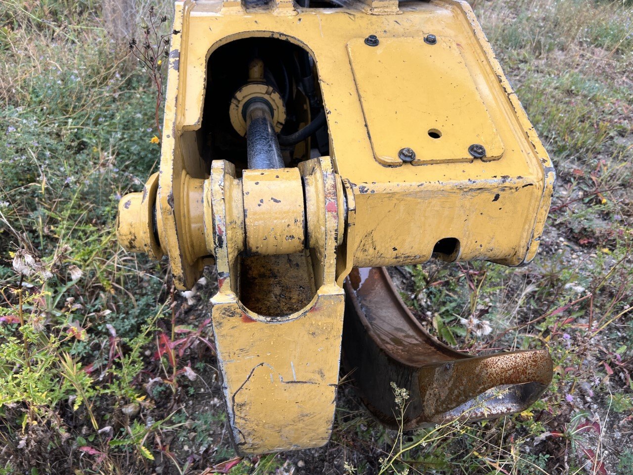 2016 CAT 545D Skidder 9091 JF