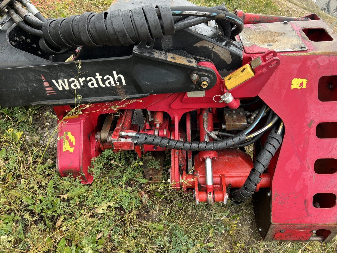 2013 Deere 2154d Processor with Waratah 622B Head 9092 JF