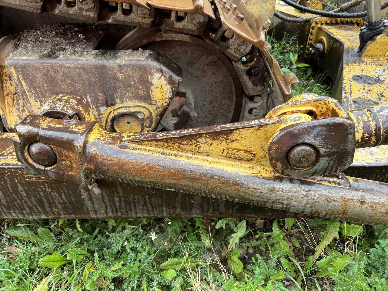 1991 CAT D8N Dozer with Multi Shank Ripper 9102 JF