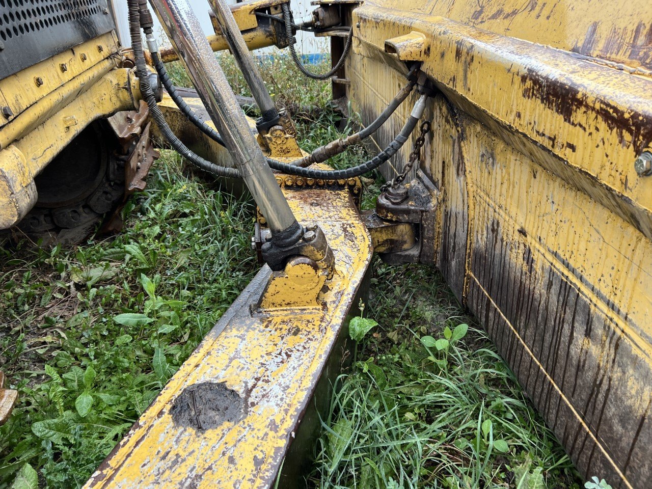 1991 CAT D8N Dozer with Multi Shank Ripper 9102 JF