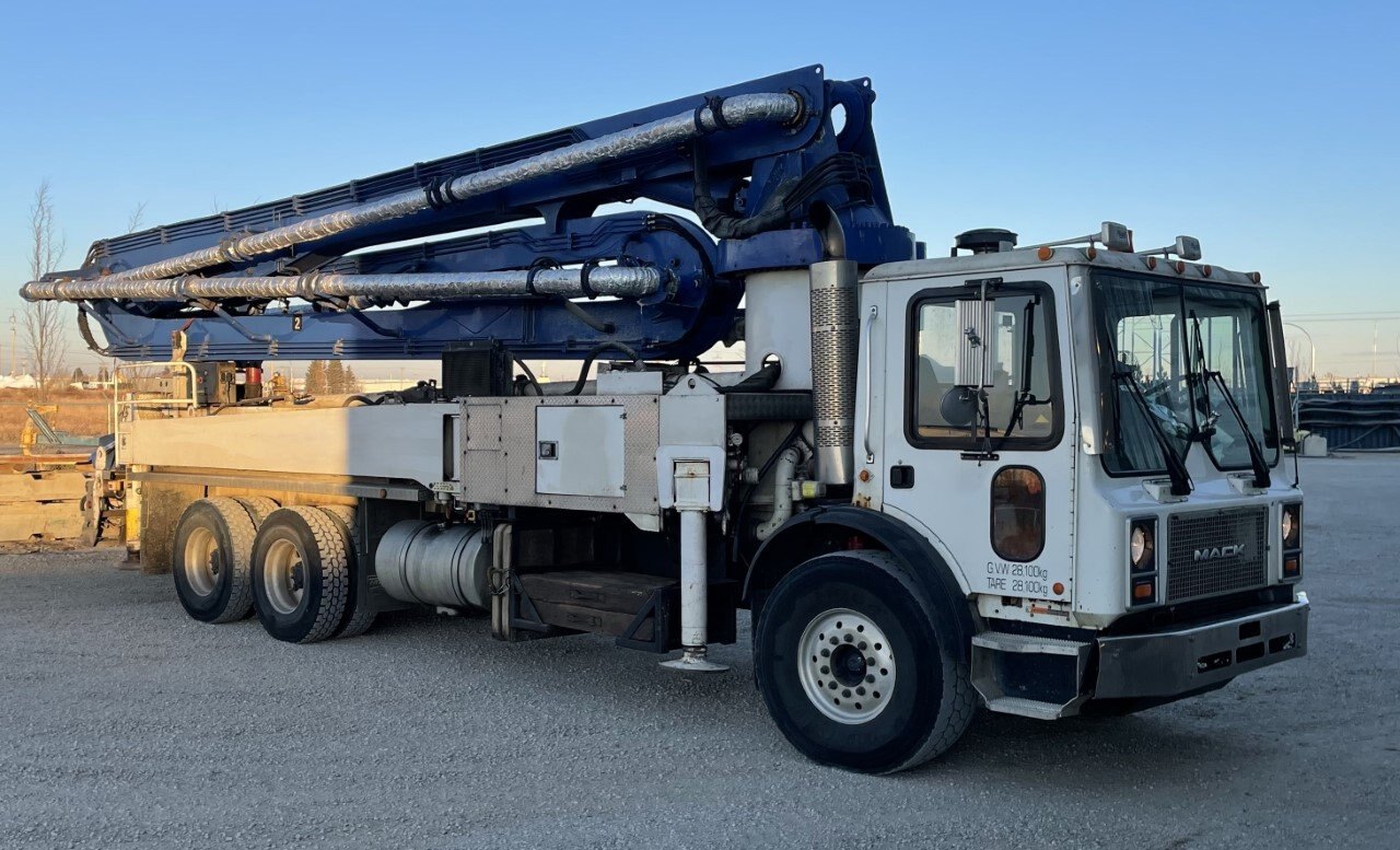 2007 Mack MR690S w/ 2007 Alliance 40m Concrete Pump #9118 JA