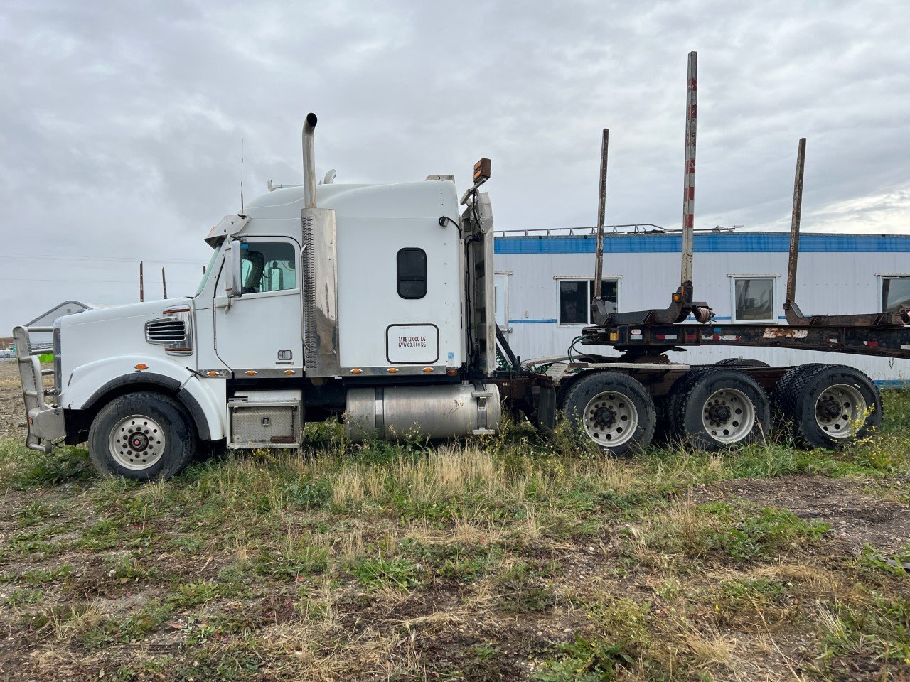 2013 Freightliner Coronado SD Tri Drive Sleeper Tractor #9094 JF