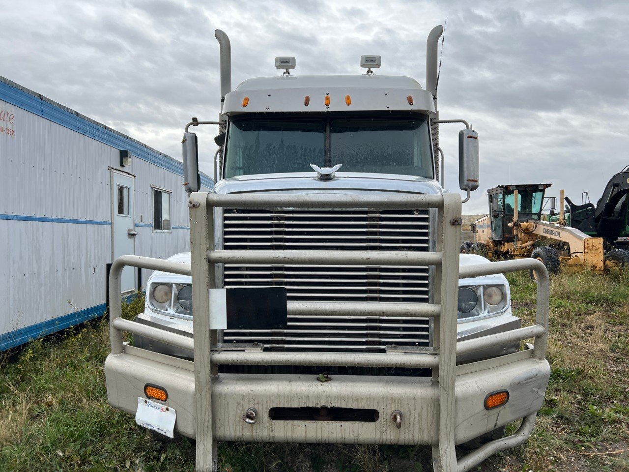 2013 Freightliner Coronado SD Tri Drive Sleeper Tractor #9094 JF