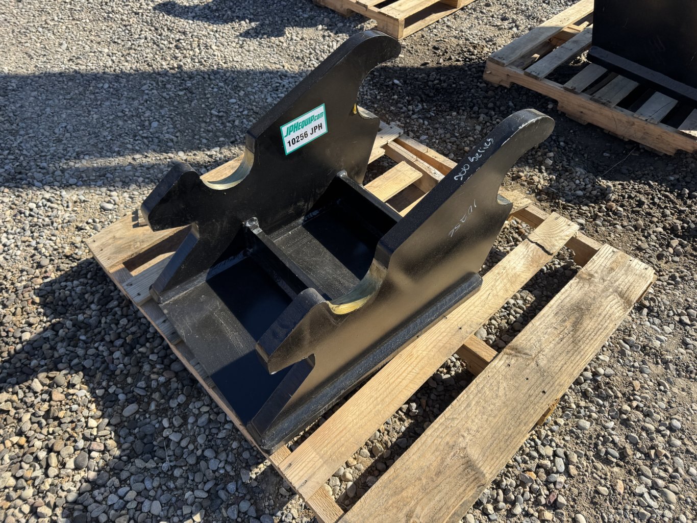 Excavator 200 Series Mounting Plate #10256 JPH