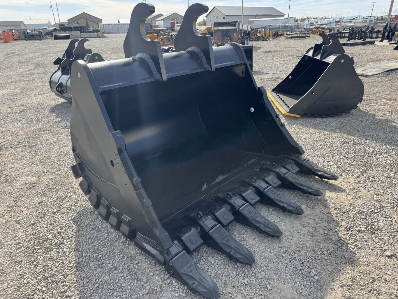 400 Series Excavator Mining 84 Clean Up Bucket #10258 JPH