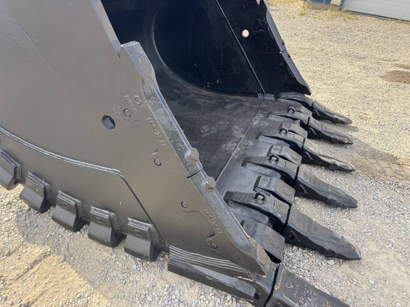 400 Series Excavator Mining 84 Clean Up Bucket #10265 JPH