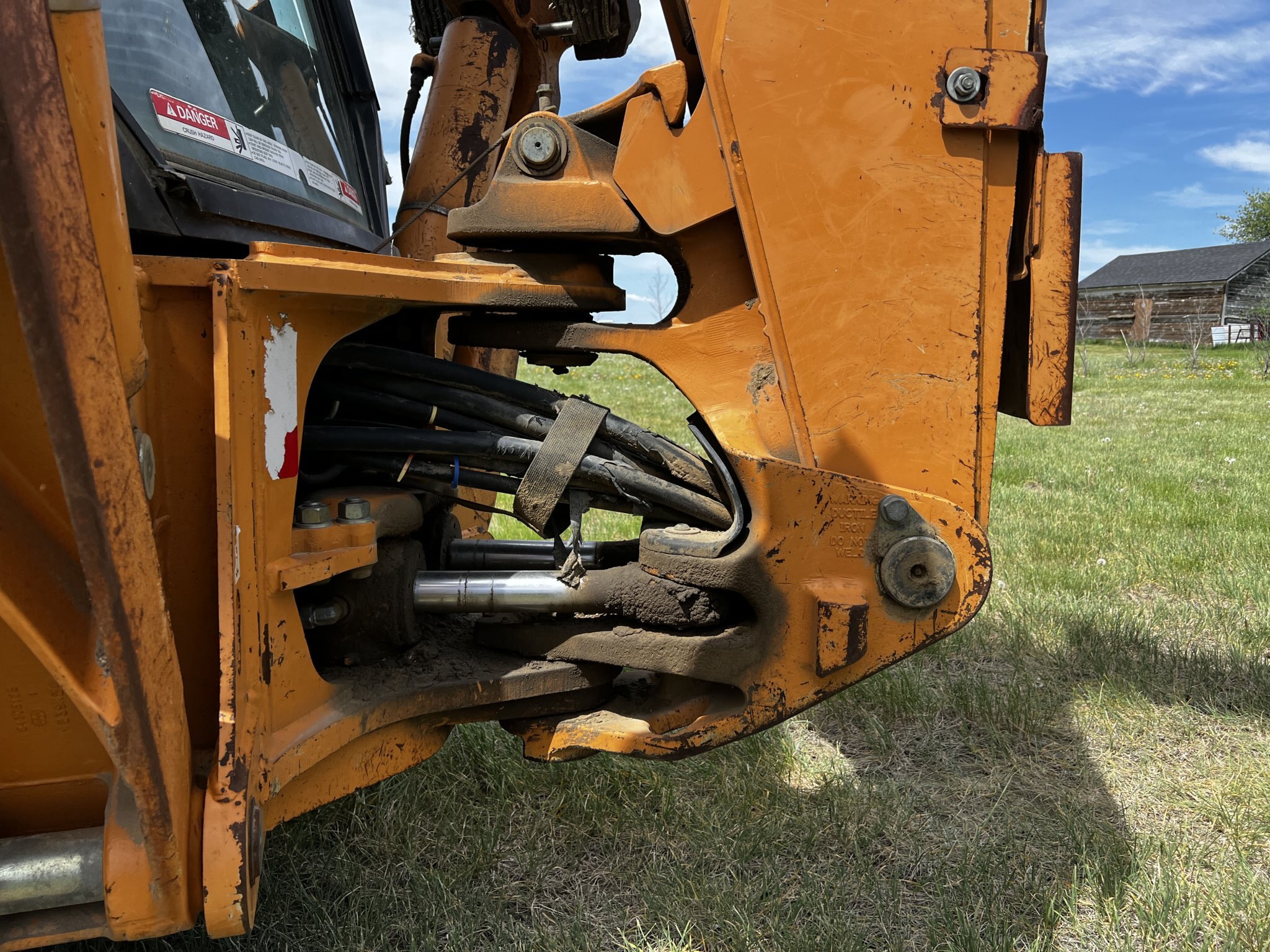 2011 Case 590N Backhoe with 4 in 1 Bucket & Extendahoe 4WD *New Engine* #9151 BP