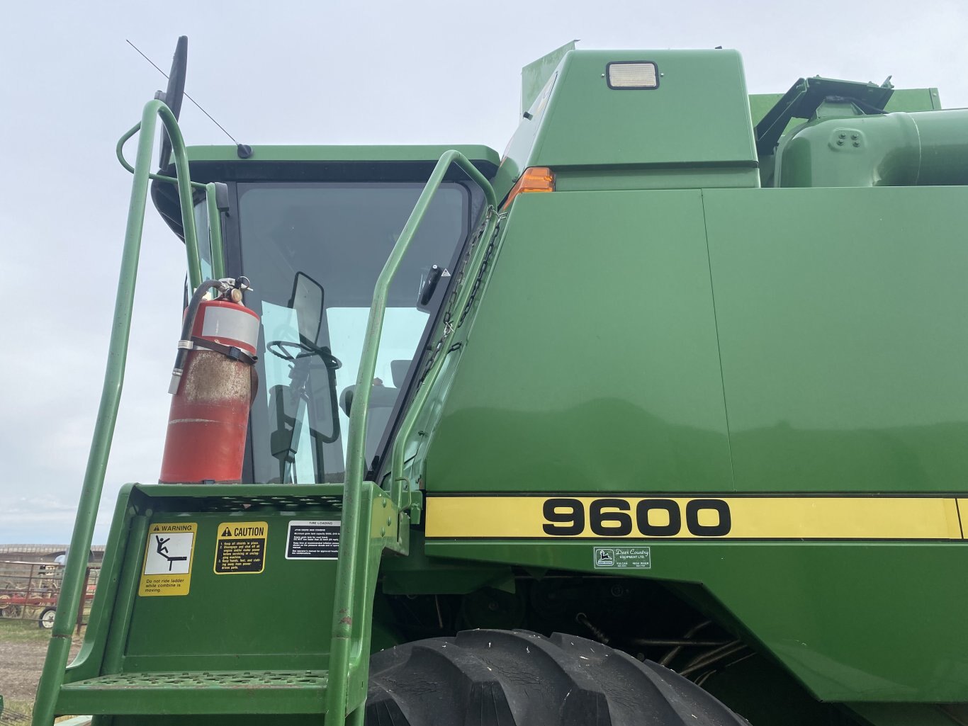 1991 John Deere 9600 Combine #9143 AS