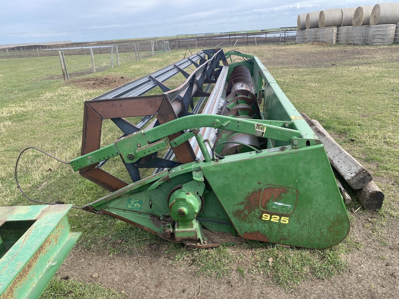 1991 John Deere 9600 Combine #9143 AS