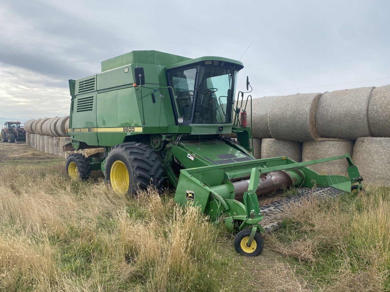 1991 John Deere 9600 Combine #9143 AS