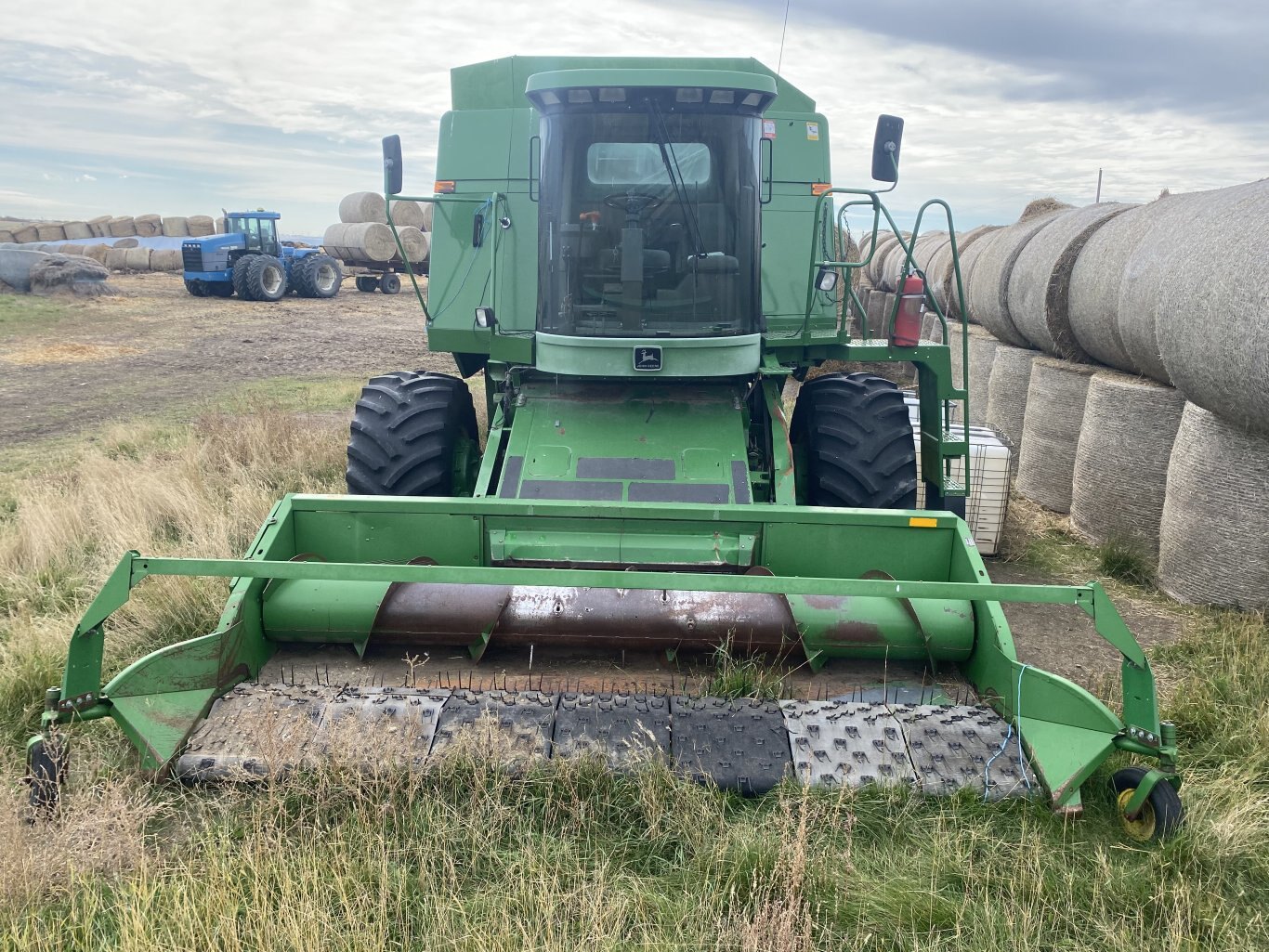 1991 John Deere 9600 Combine #9143 AS