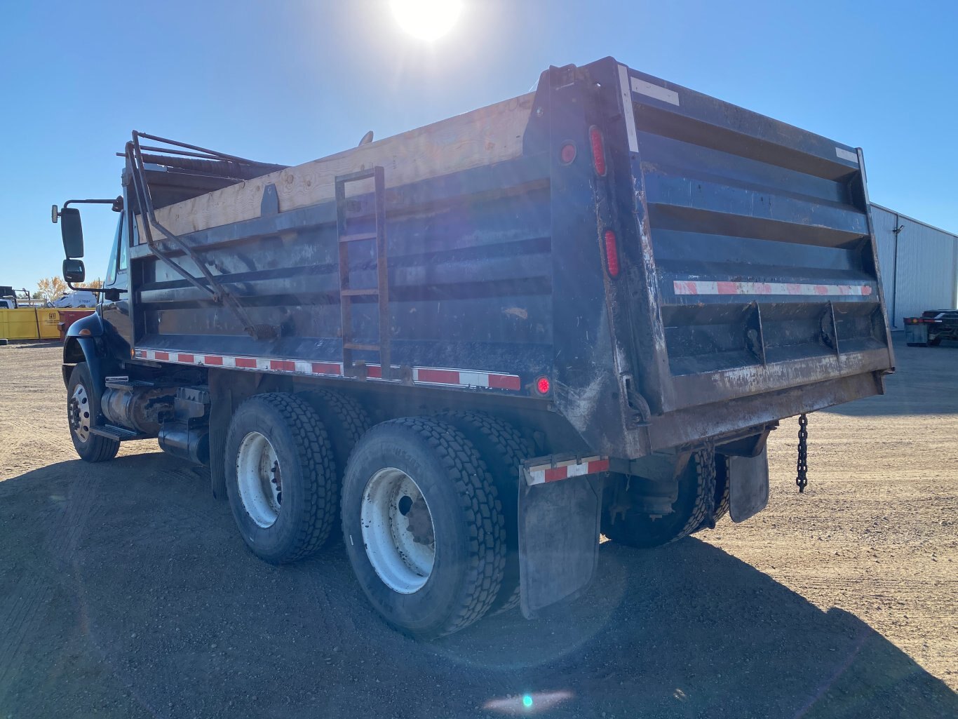 2009 International Dura Star 4400 Gravel Truck Tandem Axle Dump Truck #9153 BP