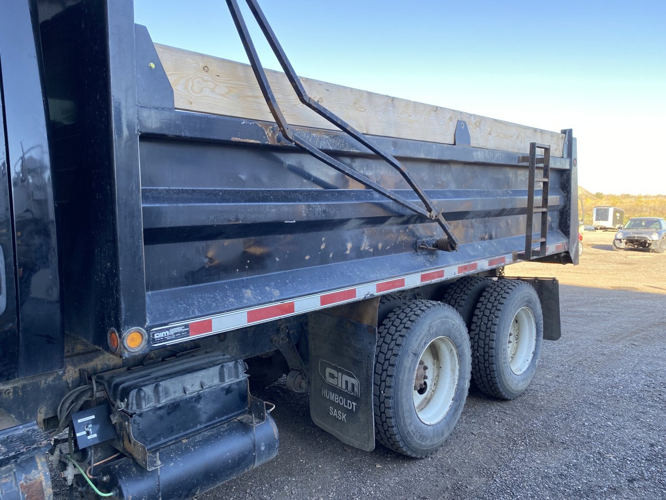 2009 International Dura Star 4400 Gravel Truck Tandem Axle Dump Truck #9153 BP