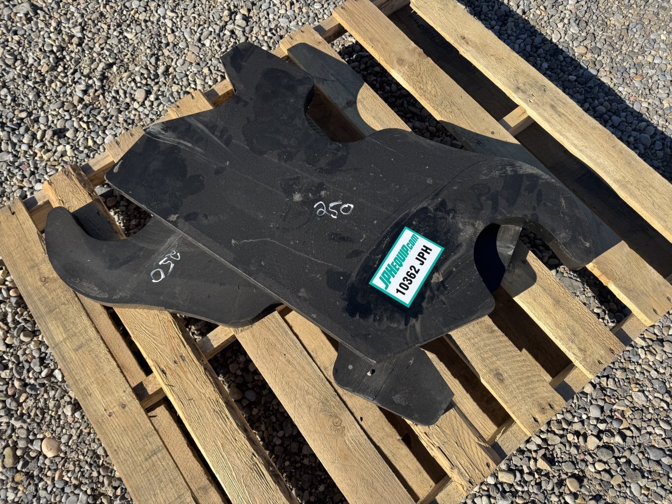 Excavator 250 Series Wedge Style Lugging Plates #10362 JPH