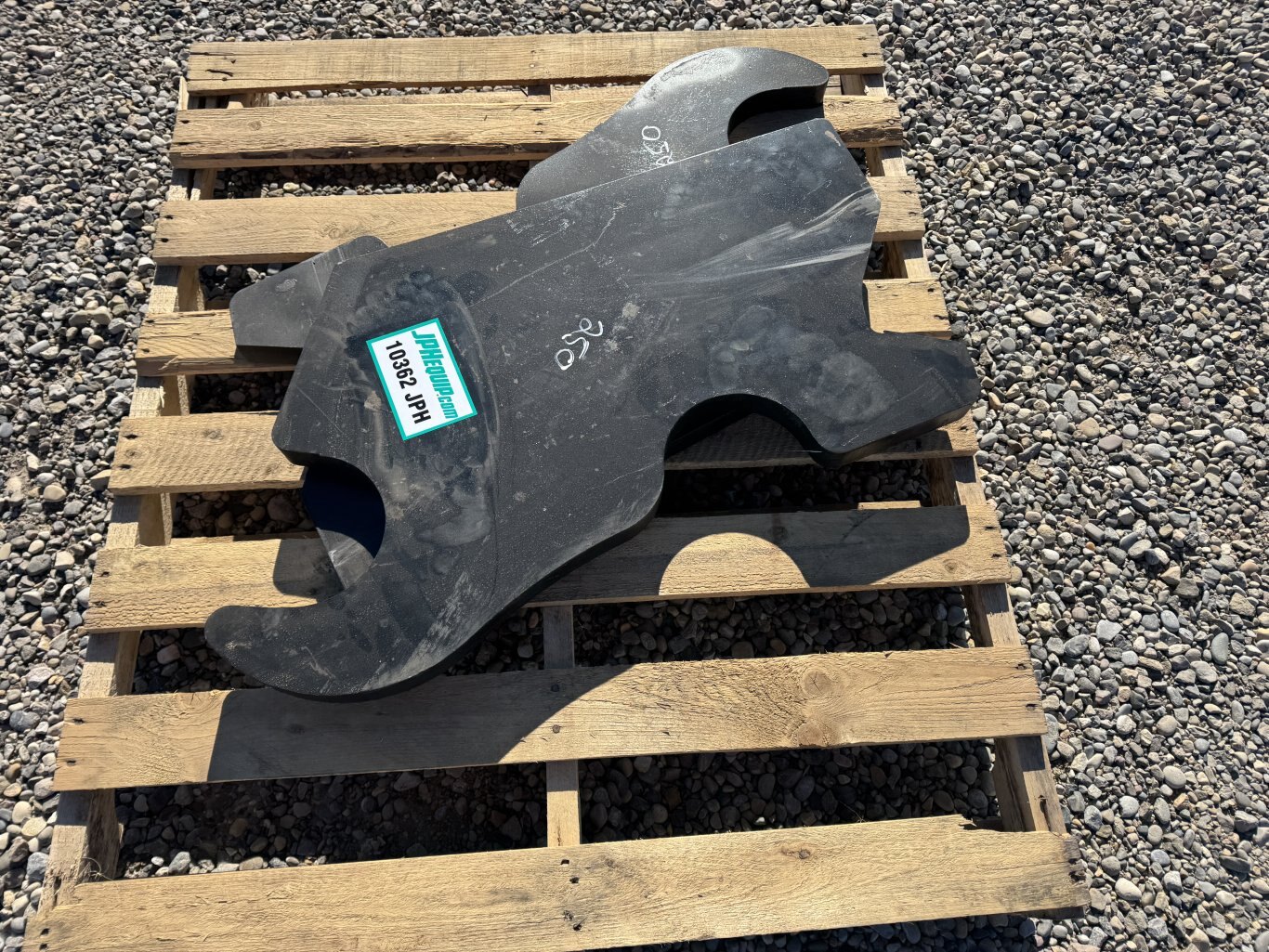 Excavator 250 Series Wedge Style Lugging Plates #10362 JPH