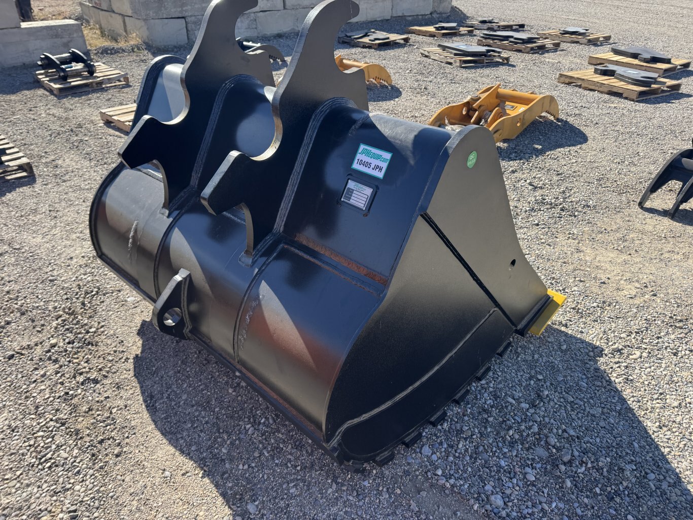 Excavator 250 Series 72 Clean Up Bucket #10405 JPH