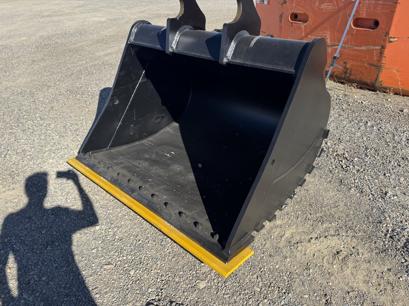 Excavator 250 Series 72 Clean Up Bucket #10405 JPH