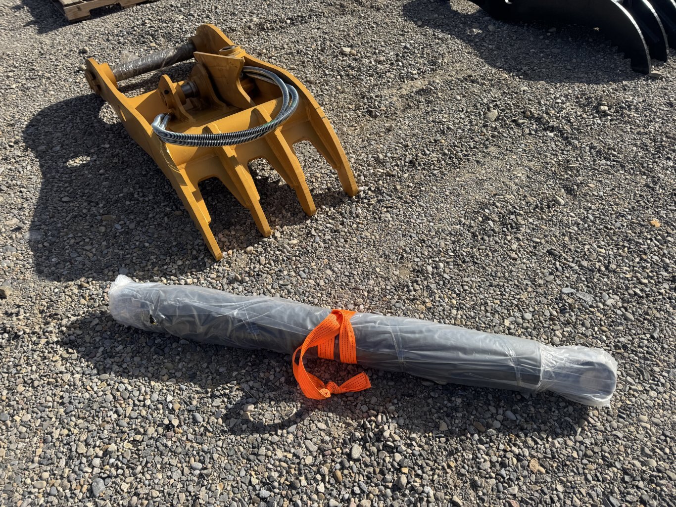 Excavator 200 Series Hydraulic Thumb Complete #10410 JPH