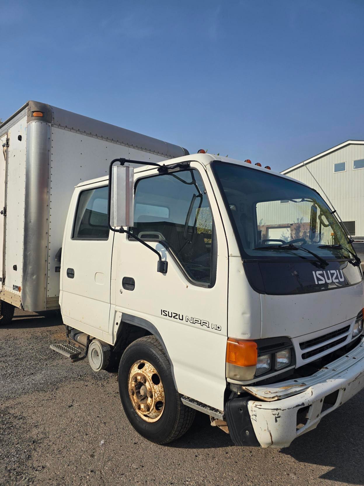 2002 Isuzu NPRHD Dually Cube Van Delivery Van #9170 BP