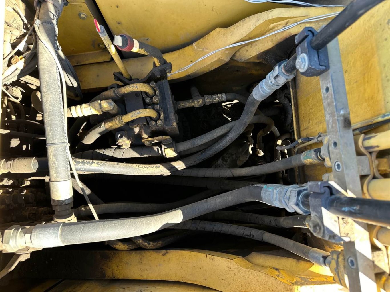 2003 Komatsu PC270LC 7L Hydraulic Excavator #9046 JA