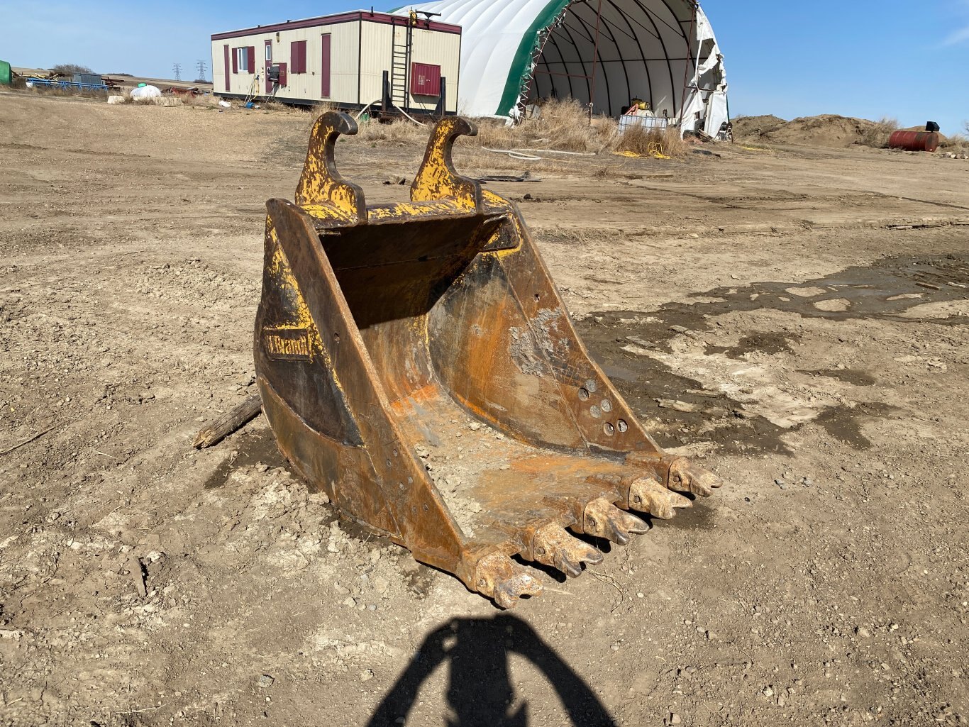 Brandt 250 Series Excavator Dig Bucket 42 Inch #9204 BP