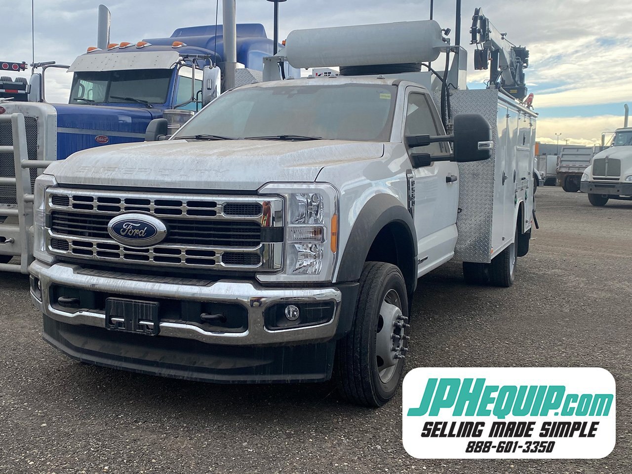 2023 Ford F550 XLT 4x4 Service Truck #9206 AS