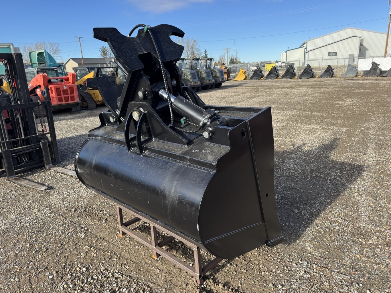 250 Series Excavator Hydraulic Twist tilt 72 inch Bucket #10373 JPH